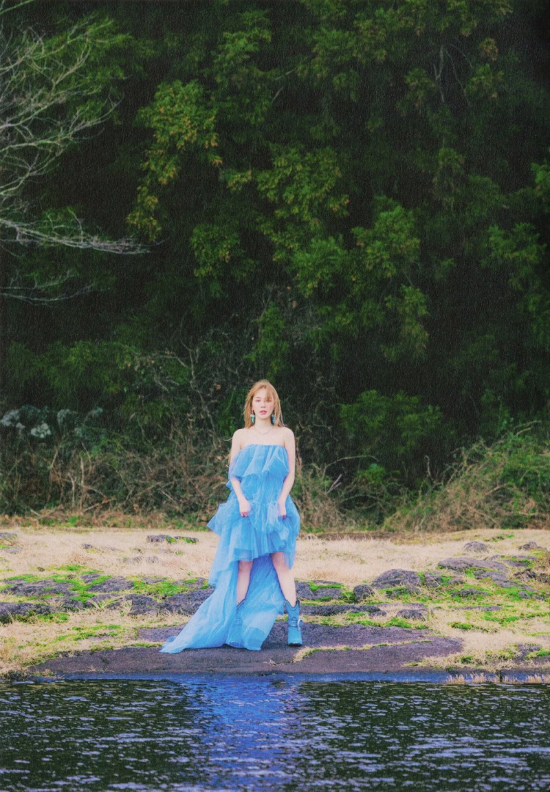 Wendy 'Like Water' Mini Album Vol. 1 Scans documents 12
