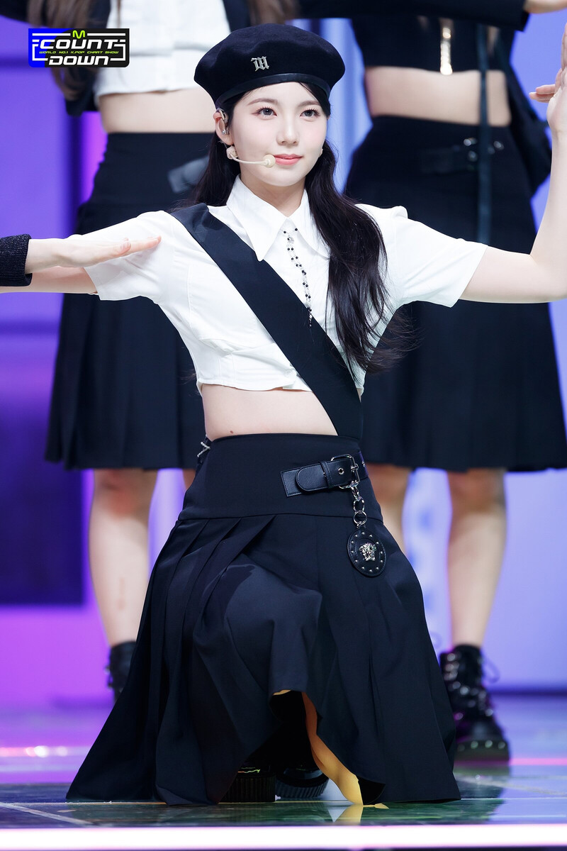 231109 NiziU Ayaka - "HEARTRIS" at M Countdown documents 3