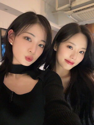 240314 fromis_9 Twitter/X Update - Jiwon, Chaeyoung