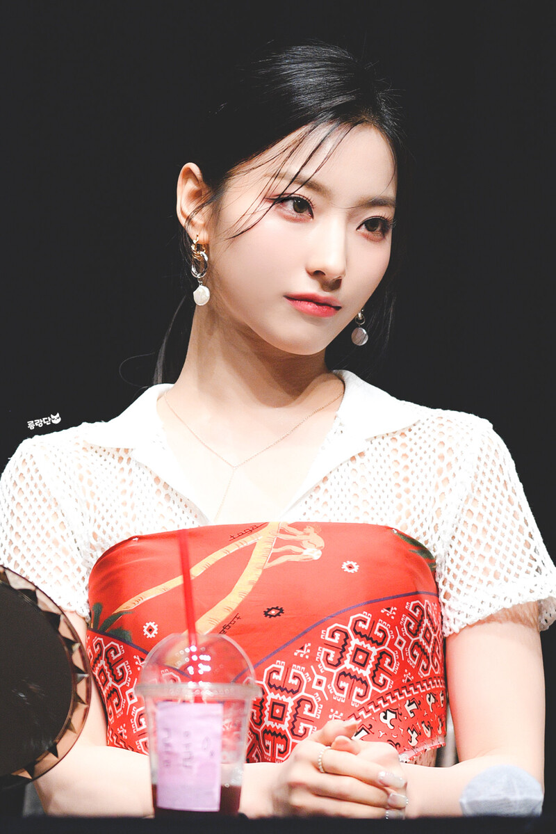 210529 fromis_9 Saerom documents 1