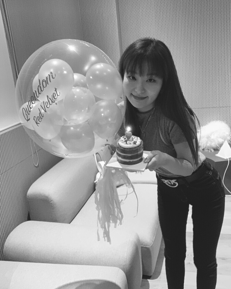 210831 Red Velvet Seulgi SNS Update documents 5