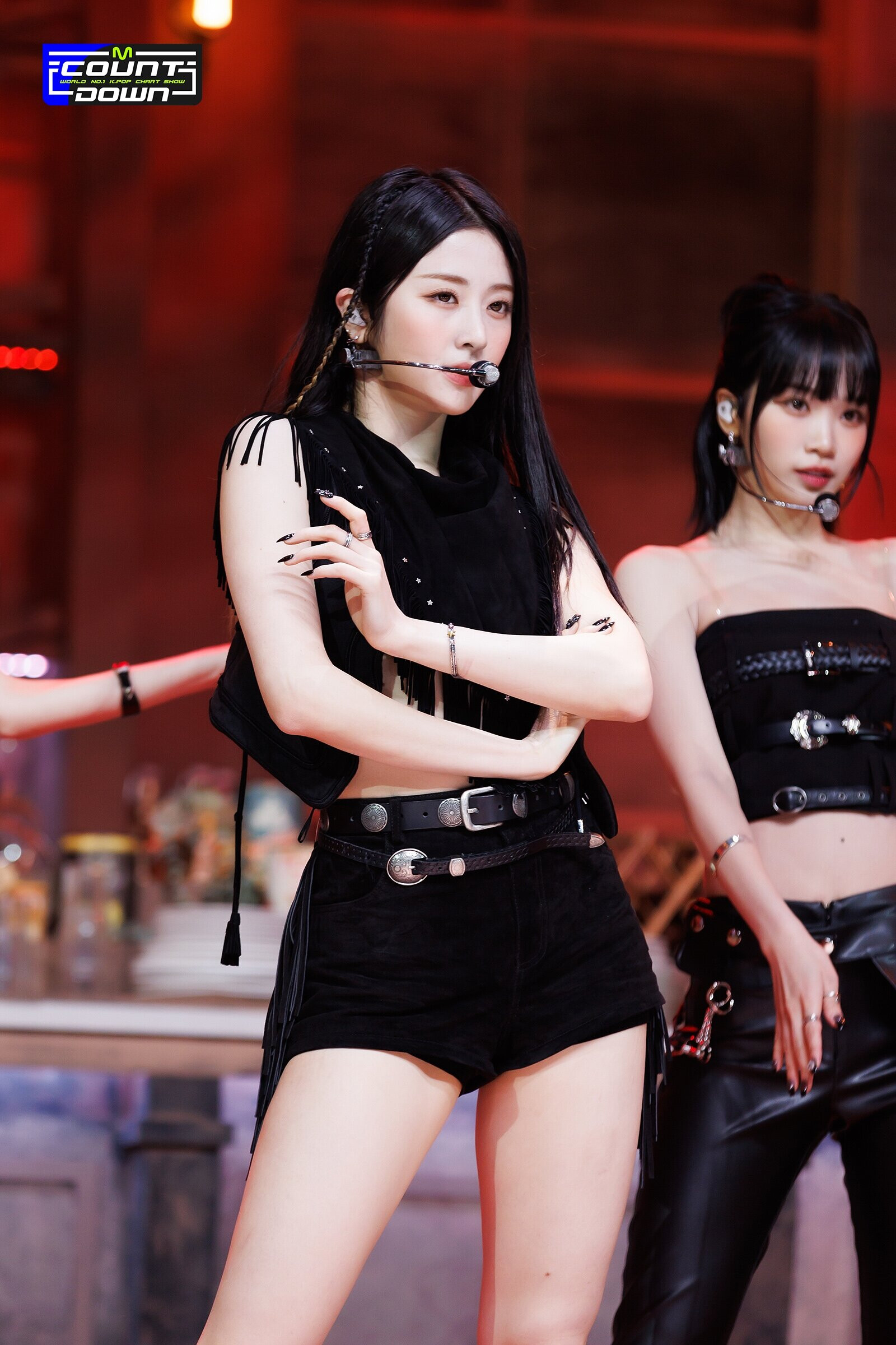 230504 LE SSERAFIM Yunjin 'UNFORGIVEN' at M Countdown | kpopping