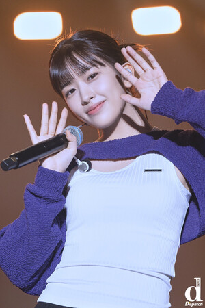 230223 IVE Yujin - 'The Prom Queens' Rehearsal by Dispatch