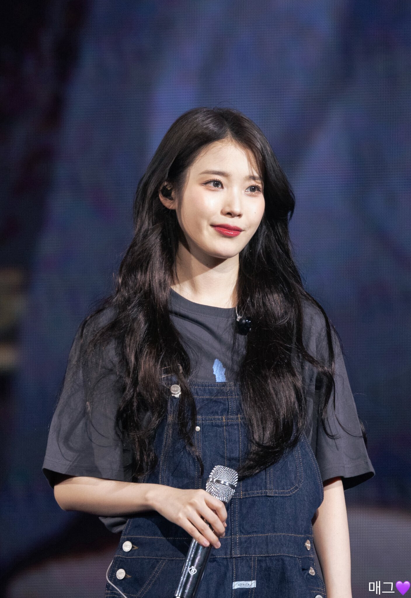 240407 IU - ‘H.E.R.’ World Tour in Taipei Day 2 | kpopping