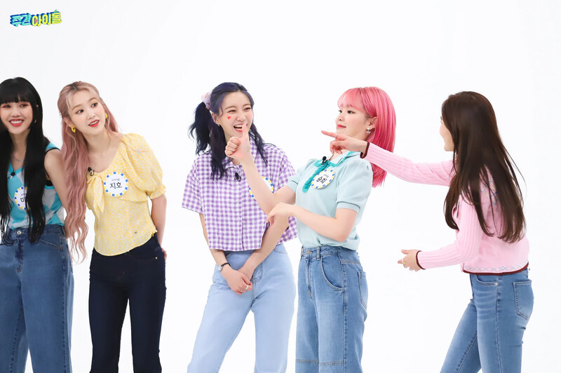 210519 MBC Naver Post - OH MY GIRL at Weekly Idol Ep 512 documents 6