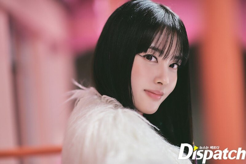 220222 STAYC Yoon - 2nd Mini Album 'YOUNG-LUV.COM' Promotion Photoshoot by Dispatch documents 2