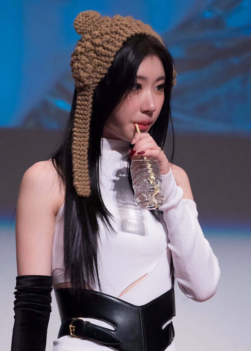 240118 ITZY Chaeryeong - MAKESTAR Fansign Event documents 2