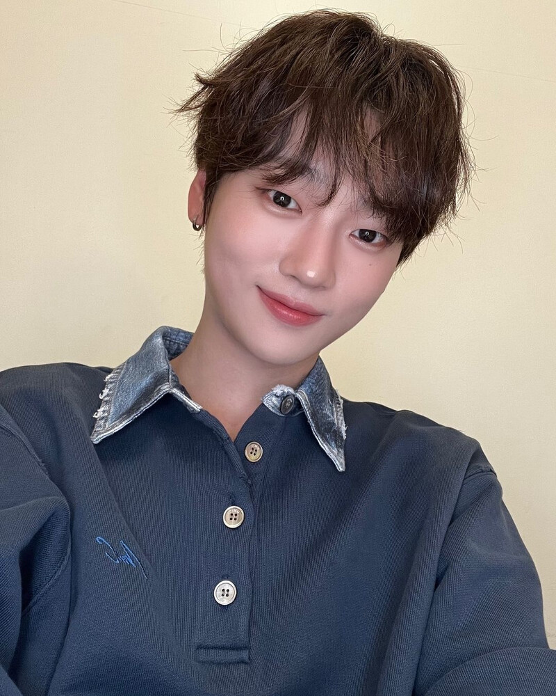 240918 - Kang Seokhwa Instagram Update documents 1