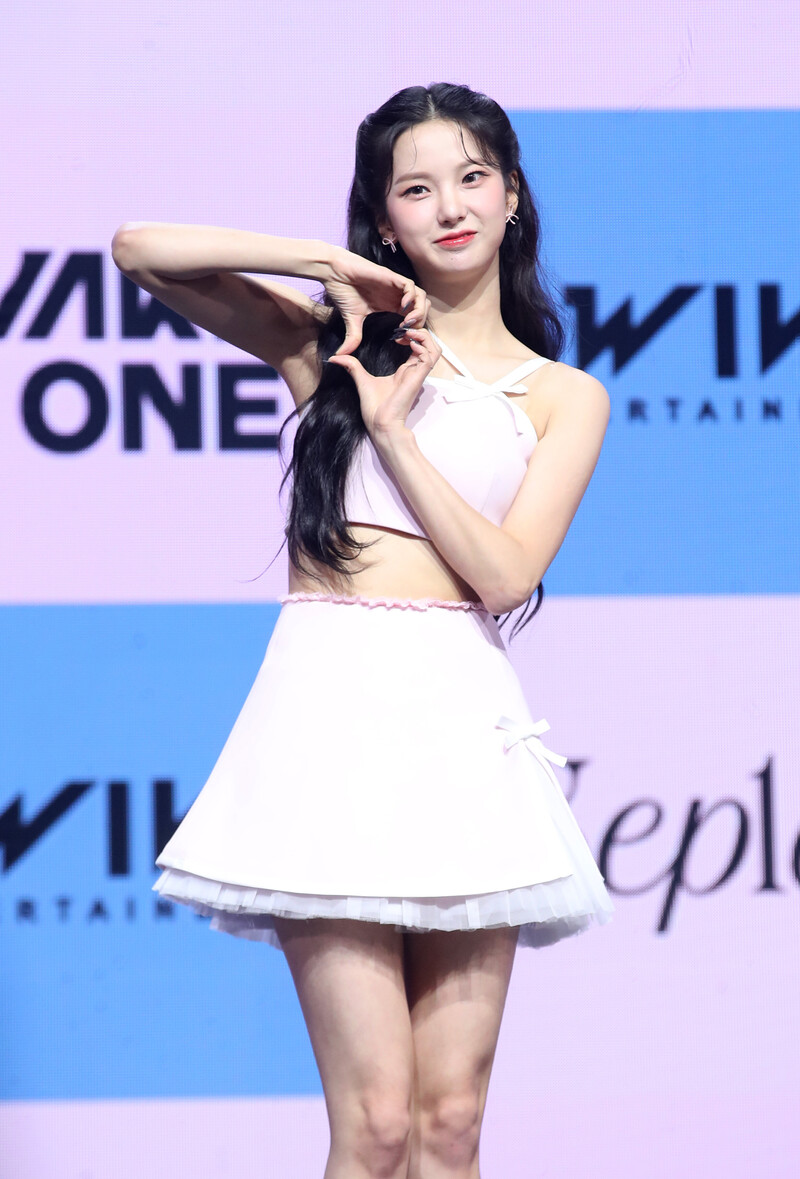 230925 kep1er Yujin - Fifth Mini Album 'Magic Hour' Showcase documents 1