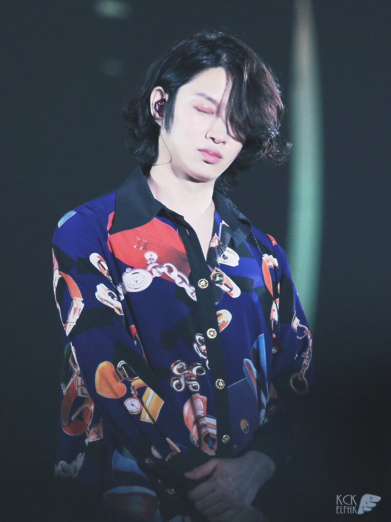 180210 Super Junior Heechul at SS7 in Hong Kong documents 1