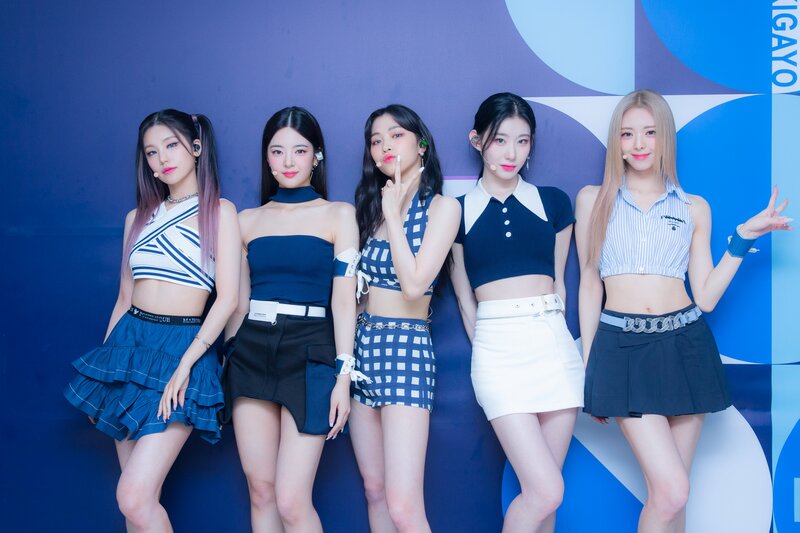 220717 SBS Twitter Update - ITZY at Inkigayo Photowall documents 2