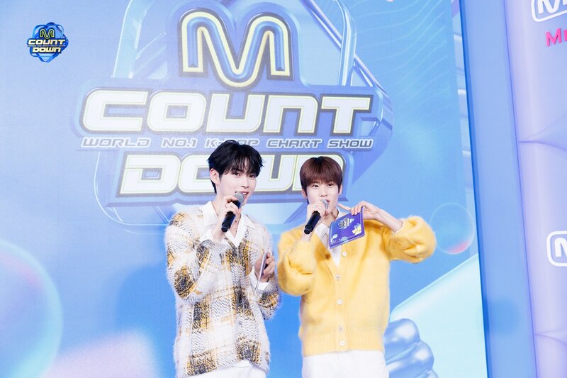 240118 MC Hanbin and MC Sohee at M Countdown documents 4