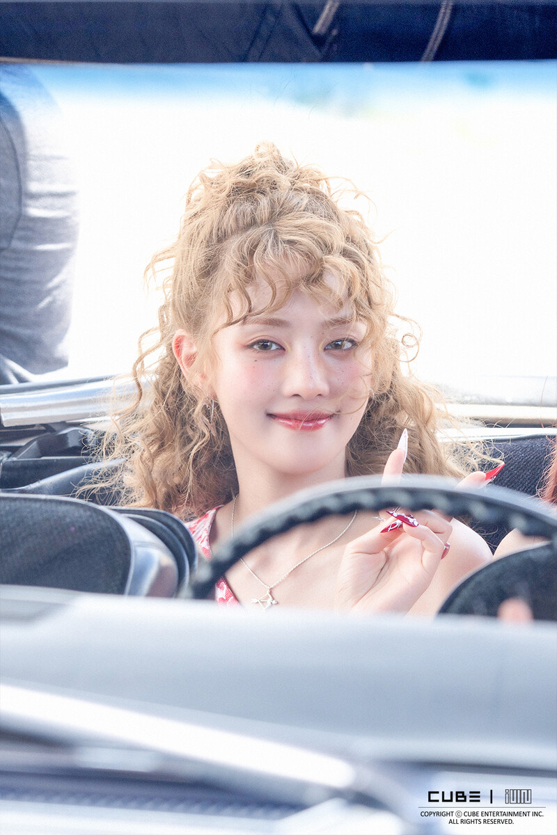 240802 - (G)I-DLE - 'Klaxon' MV - Behind Photos documents 17