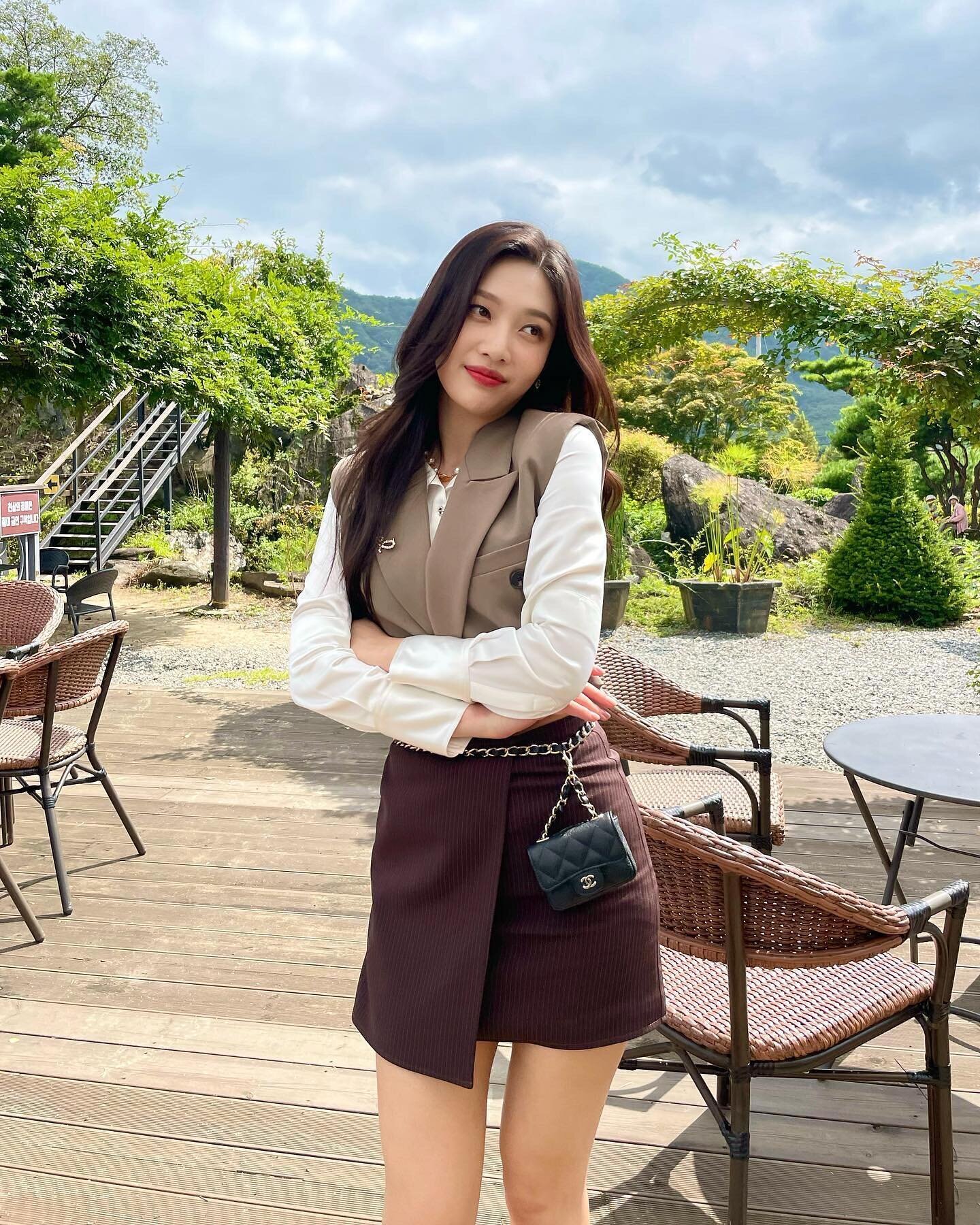 December 28, 2021 Red Velvet Joy Instagram Update | Kpopping