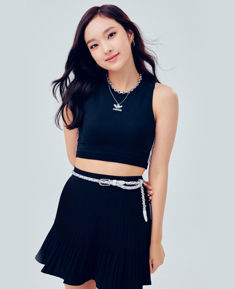 Choi Yoonjung My Teenage Girl profile photo documents 3