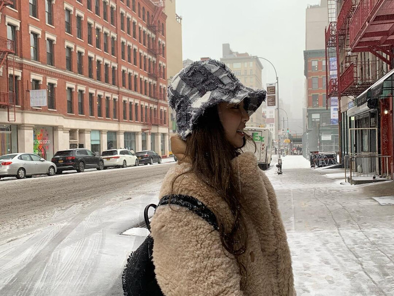 190214 Jennie Instagram Update documents 2