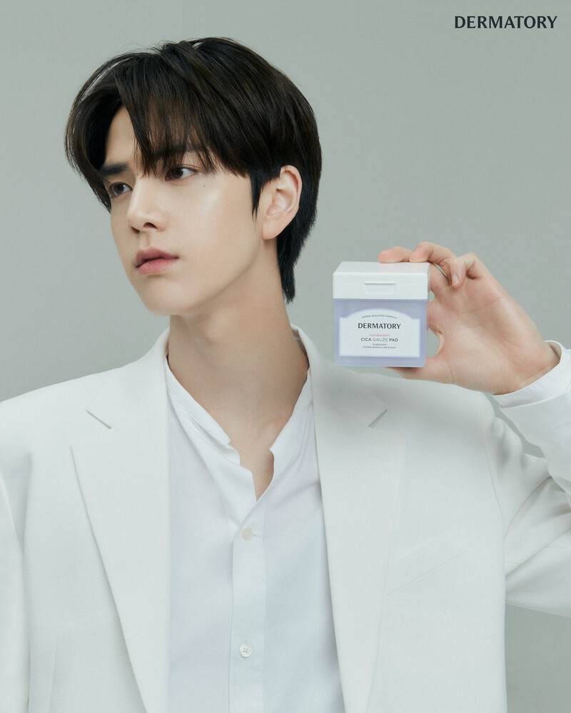 THE BOYZ Younghoon and Juyeon for DERMATORY KOREA documents 2