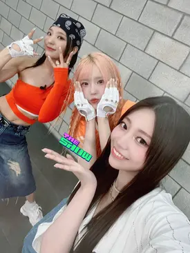 240820 The SHOW Twitter update with Nana, Saerom and Hayoung