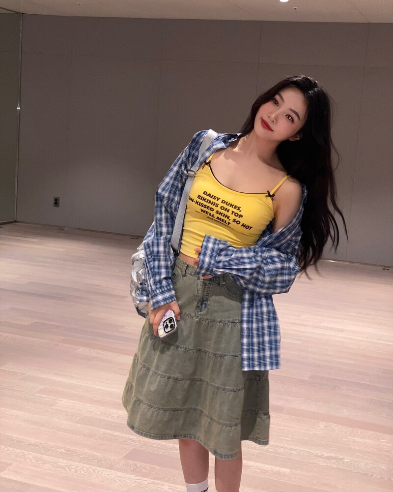 240711 Red Velvet Joy Instagram Update documents 5