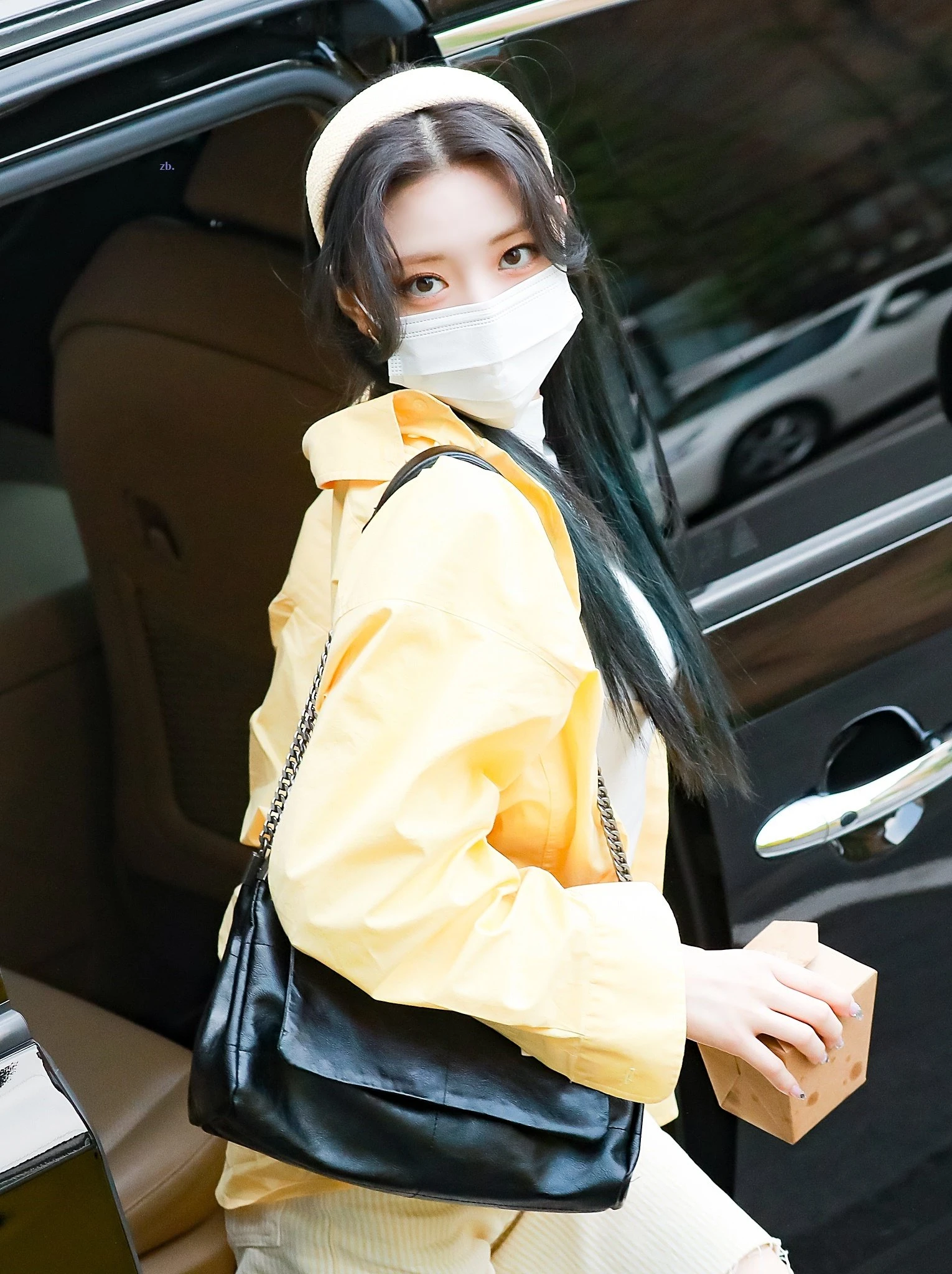 210421 ITZY Yuna | kpopping