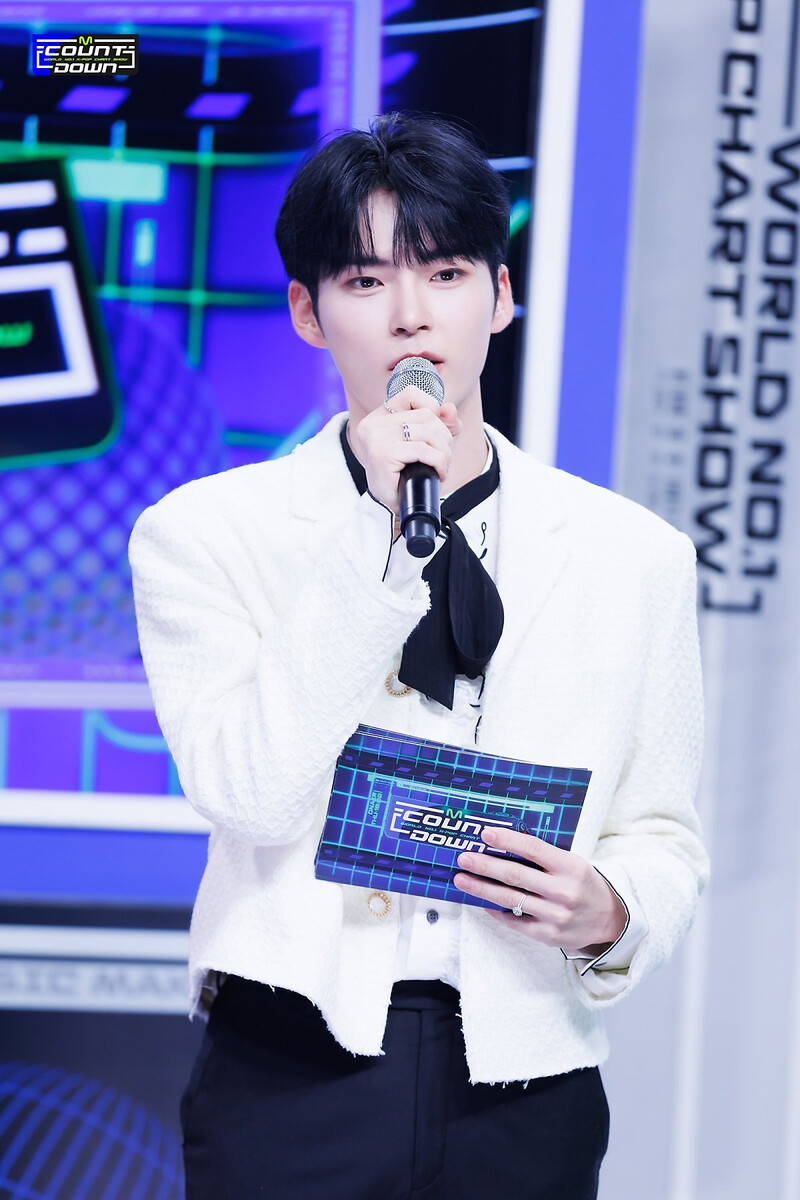 230907 MC Hanbin at M Countdown documents 10