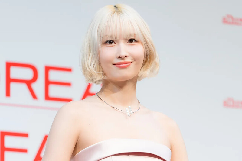 241013 TWICE Momo - Allure K-Beauty Fair in Tokyo documents 3