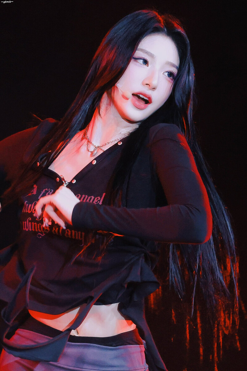 241123 tripleS Xinyu at Macau Fanmeeting documents 1