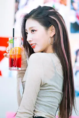 190821 Lovelyz Yein