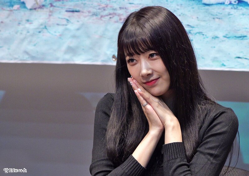 180831 DIA Eunice Fansign Event documents 4