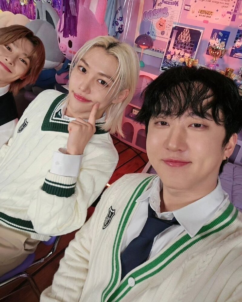 240326 CHANGBIN Instagram Update with FELIX and I.N documents 2