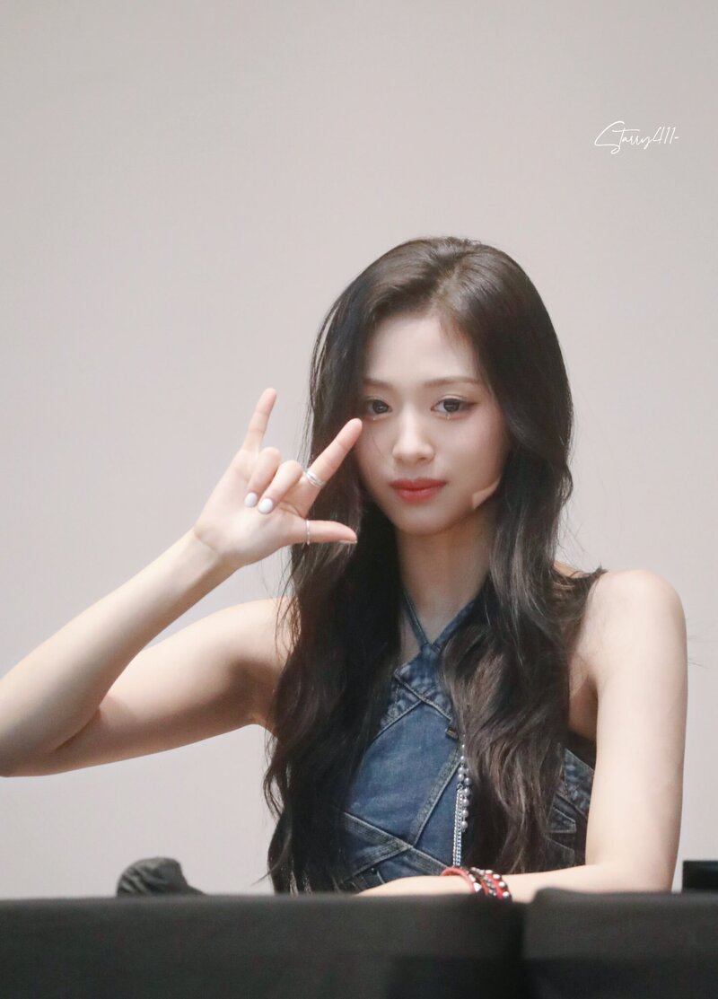 240414 BABYMONSTER Ahyeon - Weverse Fansign Event documents 3