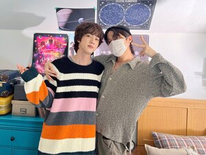 221204 BTS Twitter Update - JIN and J-HOPE