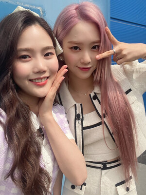 210410 OH MY GIRL SNS Update - Hyojung & Jiho