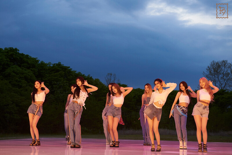 210518 Stone Music Naver Post - fromis_9 'WE GO' Music Video Behind documents 4