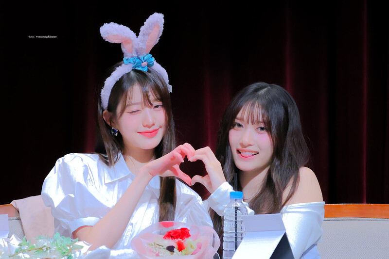 240519 WONYOUNG & LEESEO - FANSIGN EVENT documents 1