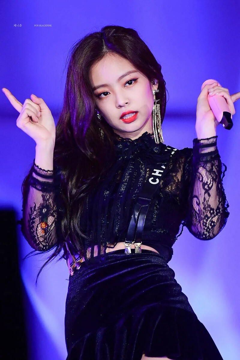 Jennie242.jpg