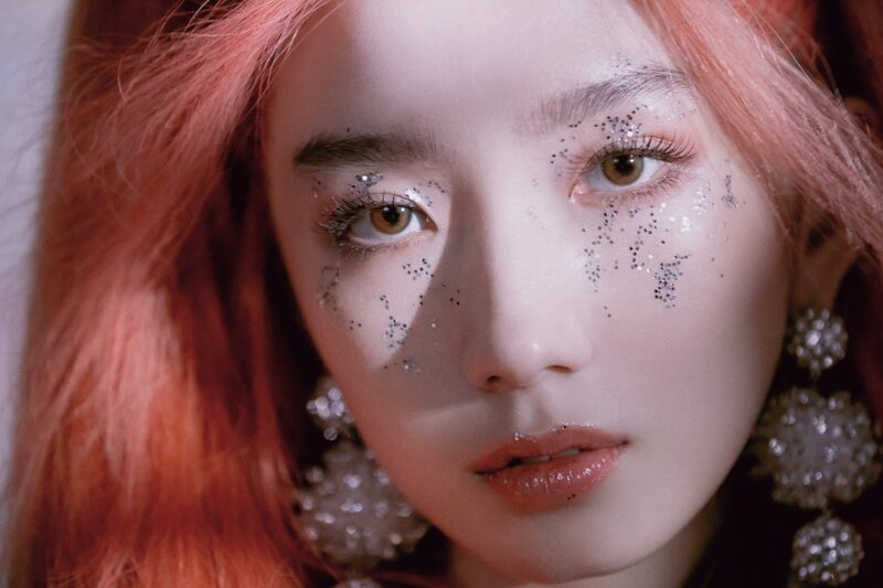 Mei Qi  - "Qiyi Double Eyes" Concept Photos documents 2
