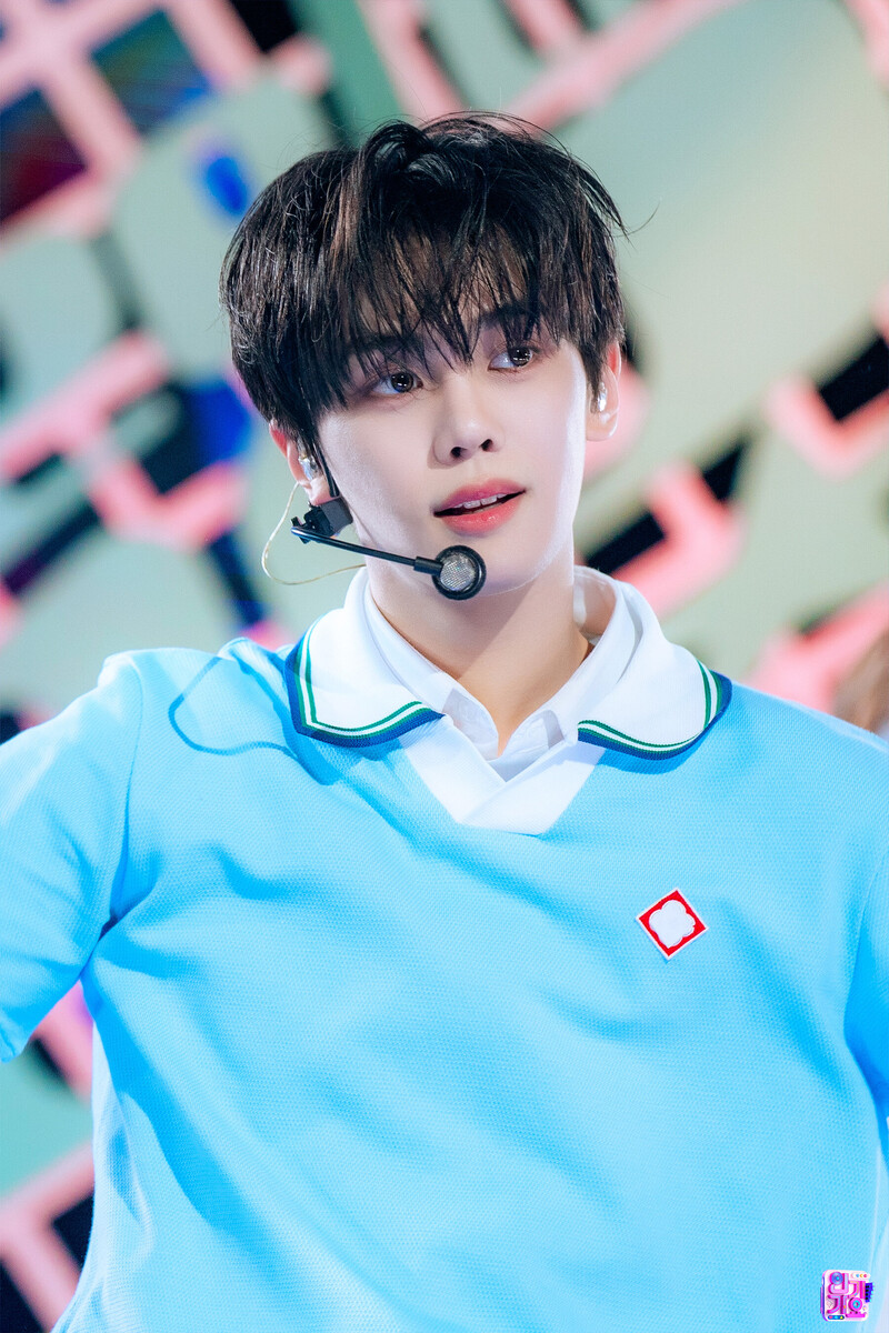 240519 ZEROBASEONE Gyuvin - 'Feel the POP' at Inkigayo documents 1