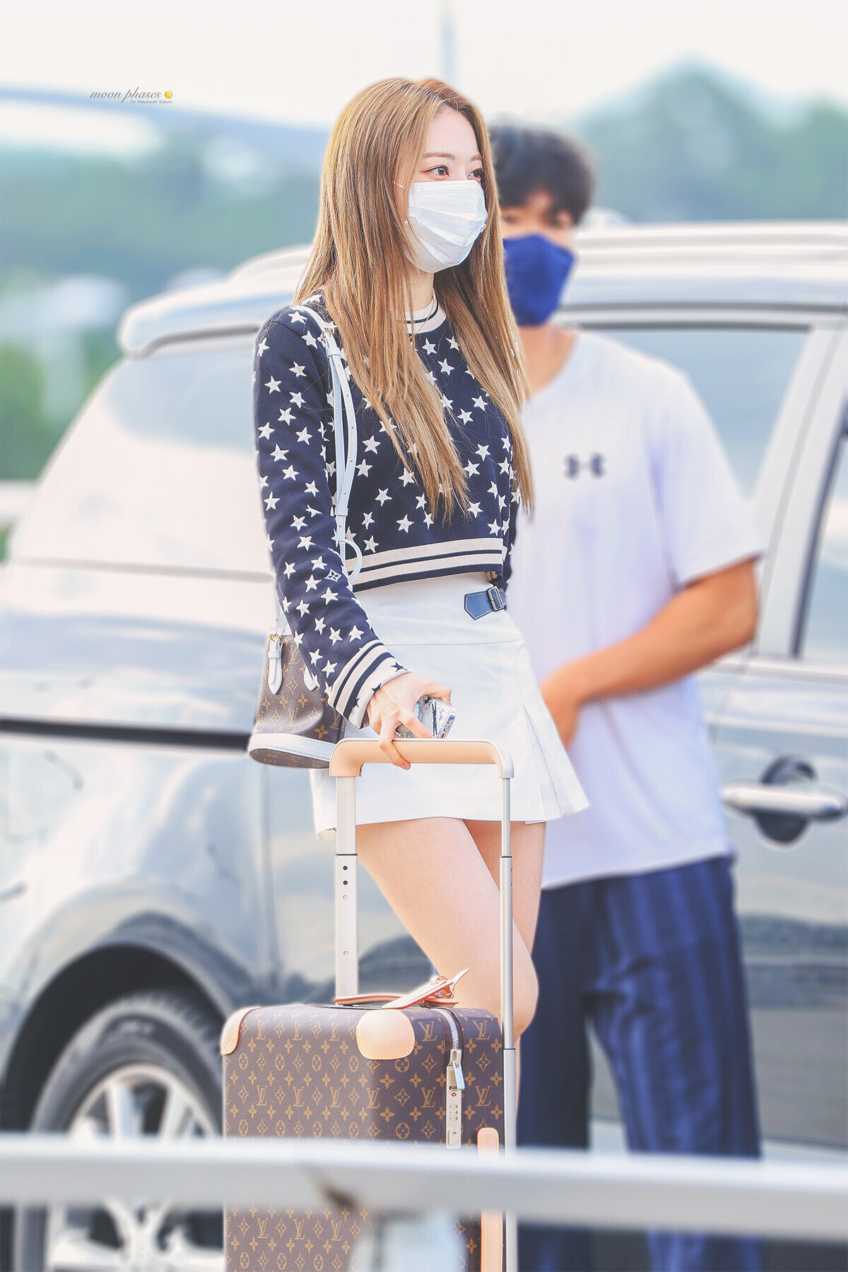 220701 LE SSERAFIM Sakura at Incheon International Airport | kpopping