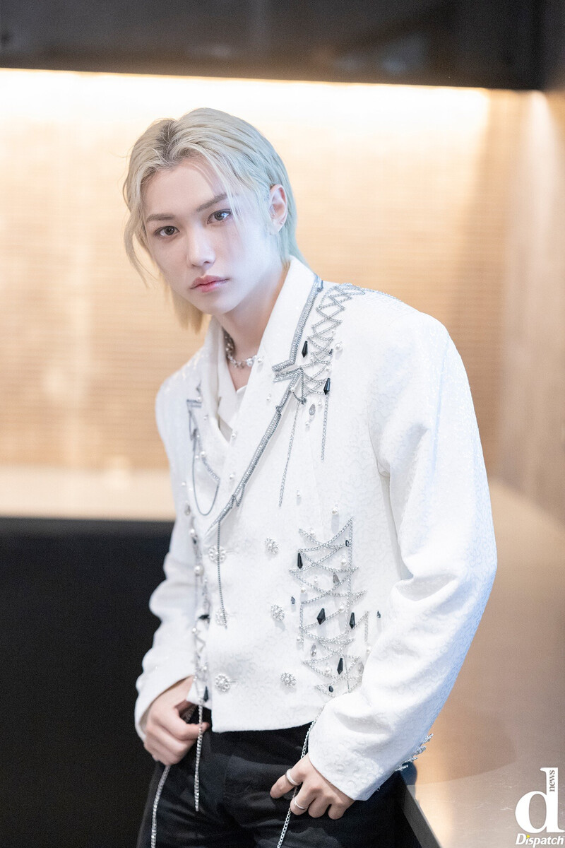 230424 FELIX- SKZ World Tour 'MANIAC' Encore at LA Behind-The-Scenes documents 4