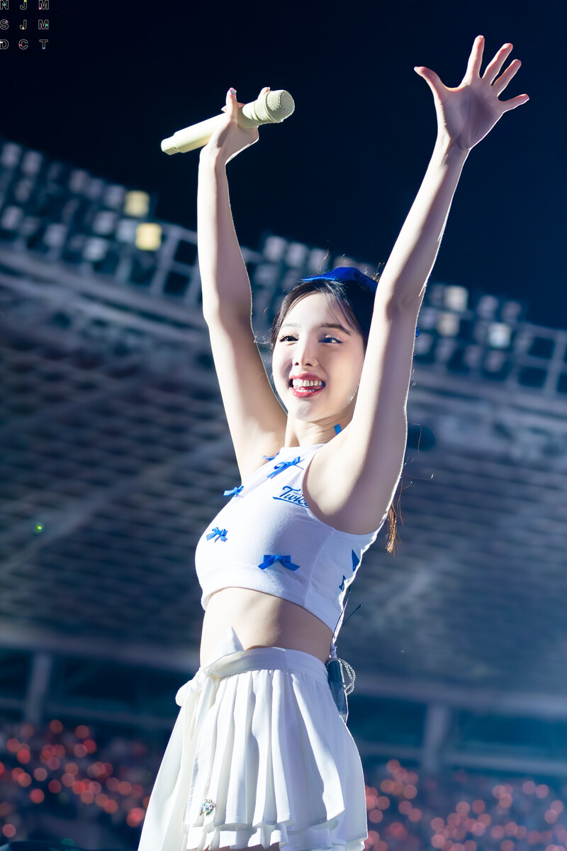 230520 TWICE Nayeon - ‘READY TO BE’ World Tour in Tokyo Day 1 documents 2