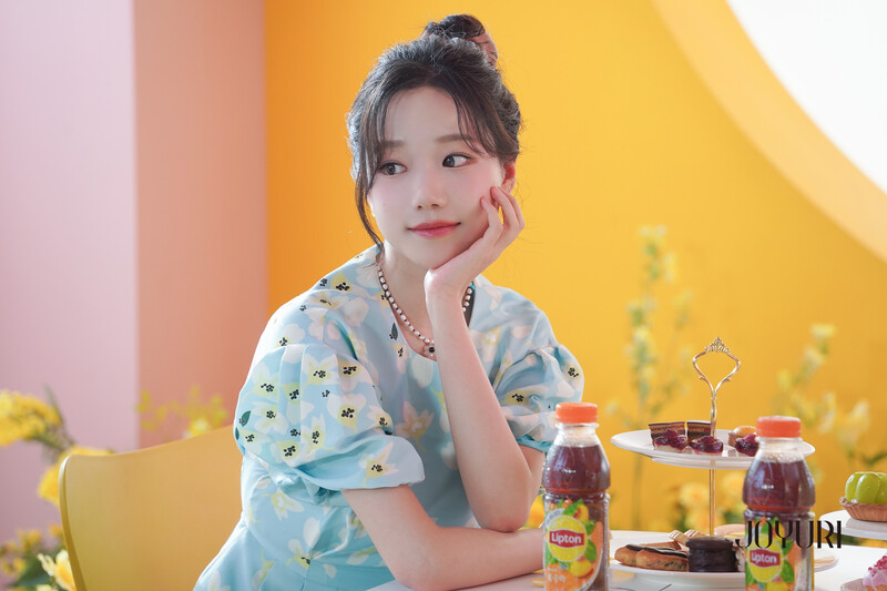 230531 WAKEONE Naver Post - JO YURI - 'Yellow Circle' MV x Lipton Tea Behind #1 documents 2