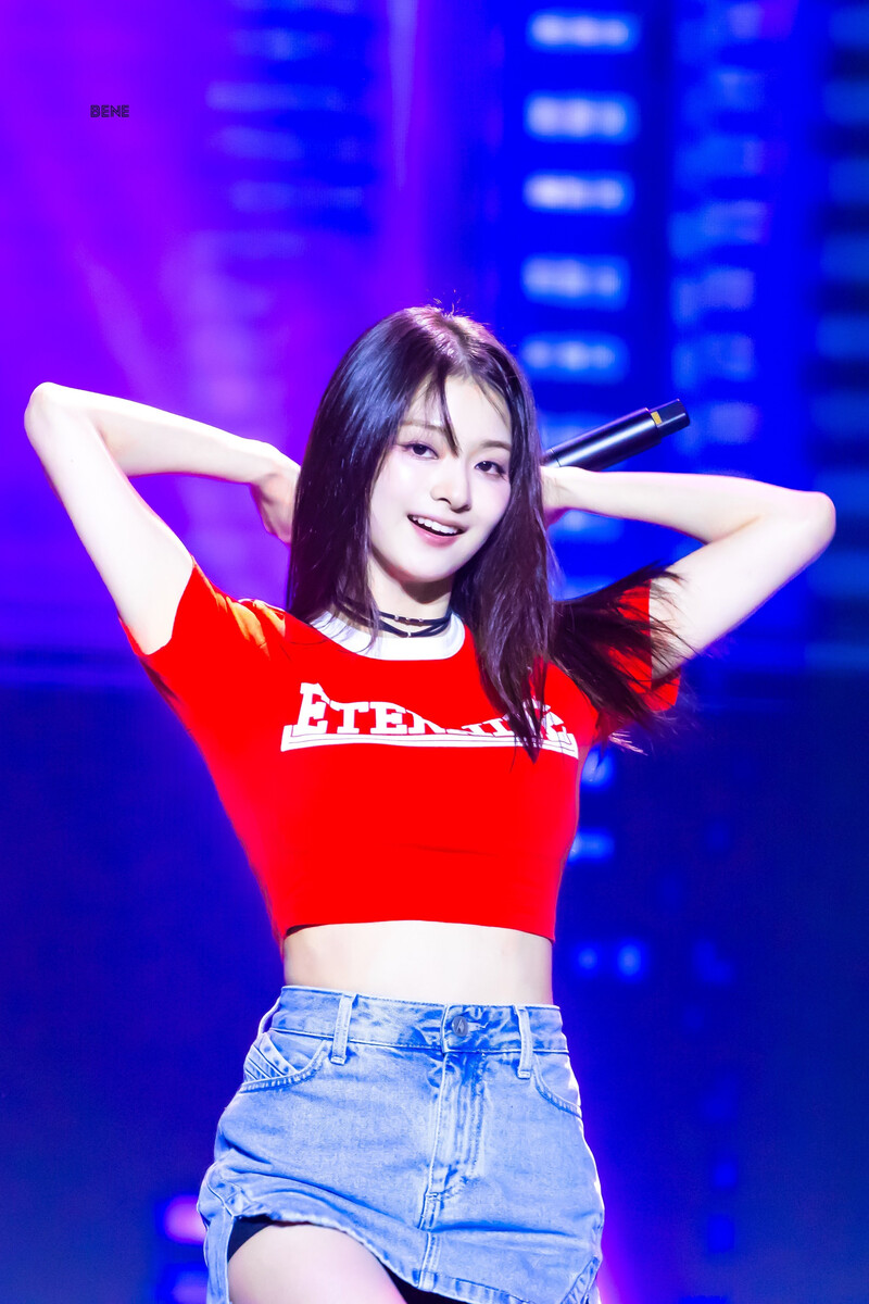 240518 fromis_9 Nagyung - Spring Breeze Campus Festival documents 12