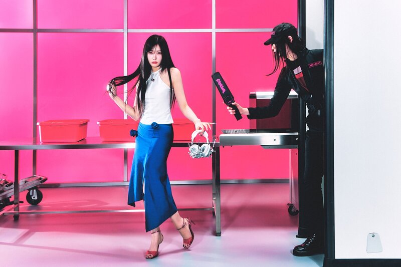 aespa - Japan Debut Single ‘Hot Mess’ Concept Photo documents 8
