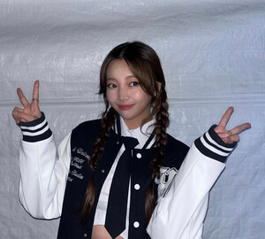 241008 - UNIS Twitter Update with NANA