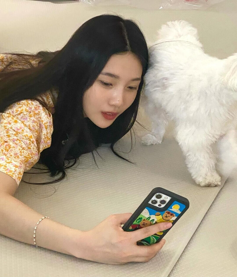 210703 Joy Instagram Update (RED VELVET) documents 2