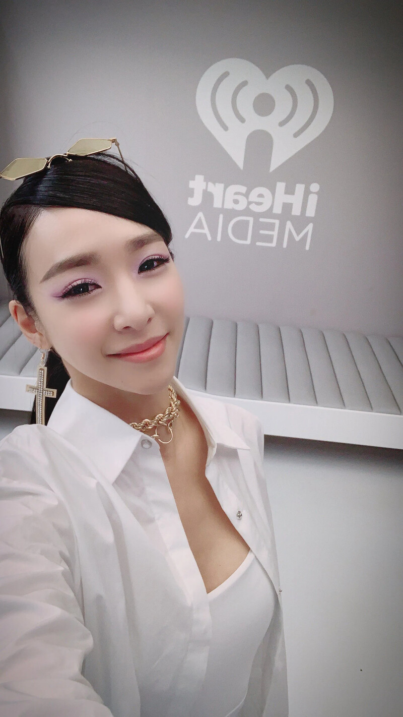 tiffanyyoung-1195792264988987392-EJhOriEUwAAjBPJ.jpg