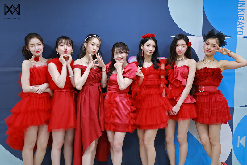 220525 WM Naver - OH MY GIRL 'Real Love' Music Shows Behind documents 15