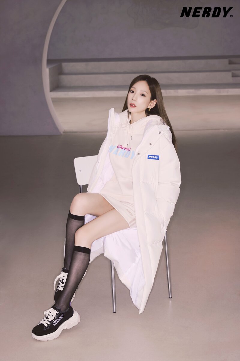 Taeyeon for NERDY 2022 FW Collection documents 10