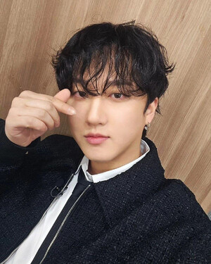 240226 CHANGBIN Instagram Update